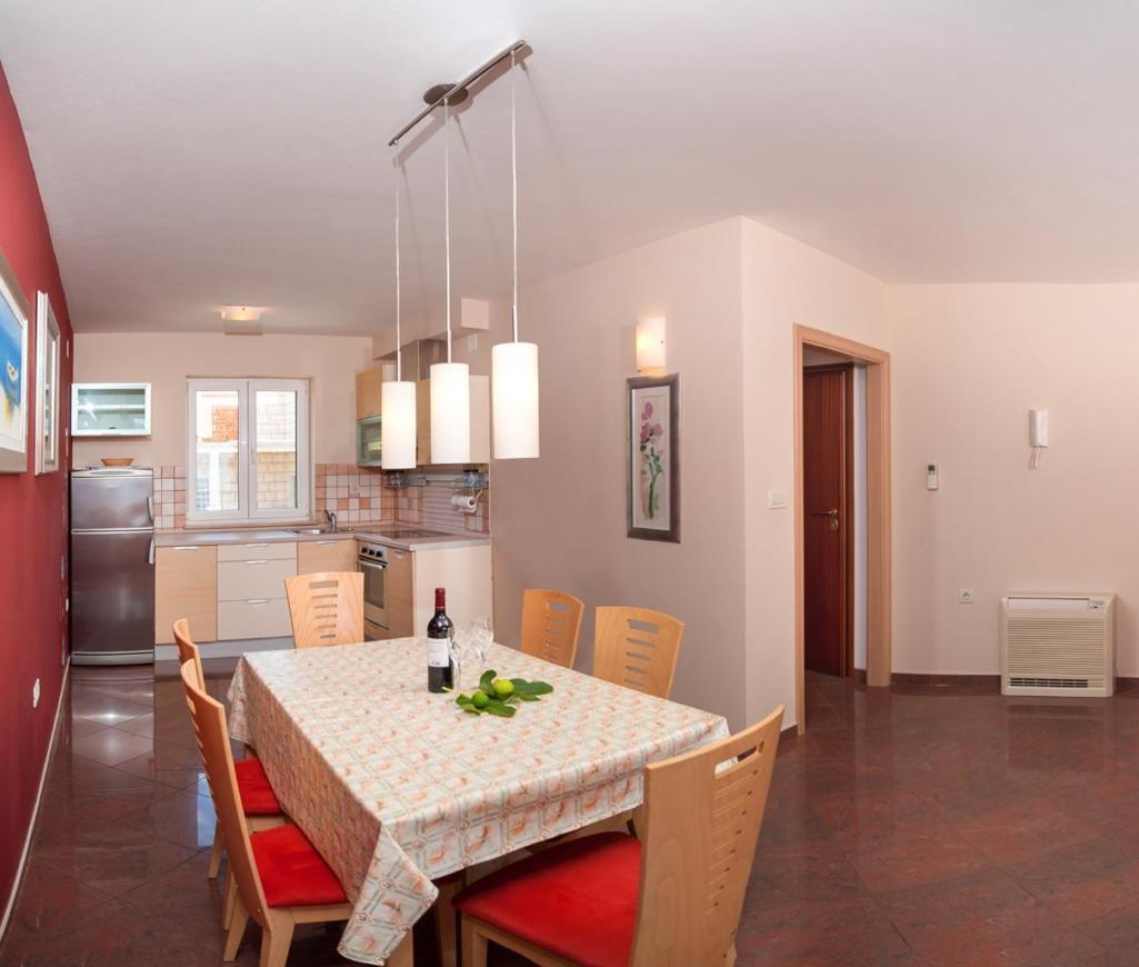 Apartments By The Sea Postira, Brac - 15242 Quarto foto